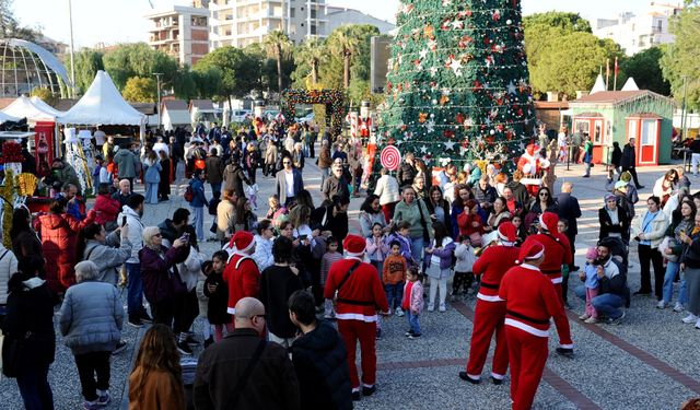 Karşıyaka’da yeni yıl ruhu: Festival 31 Aralık’a kadar devam edecek