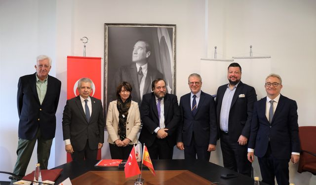 İEÜ’den İspanya’ya akademik köprü