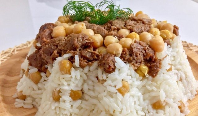 Seferihisar’ın meşhur Lok Lok Pilavı nasıl yapılır? Adım adım tarif