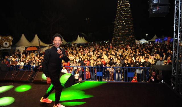 Karşıyaka Yeni Yıl Festivali’nde Mansur Ark rüzgarı