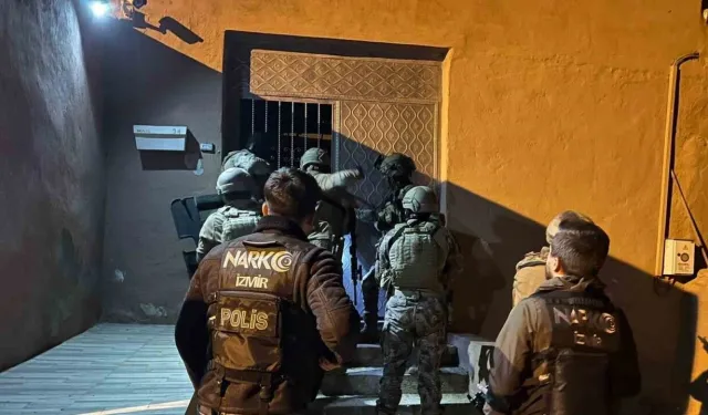 İçişleri Bakanı Ali Yerlikaya duyurdu: İzmir’deki operasyonda 3 milyon uyuşturucu hap ele geçirildi