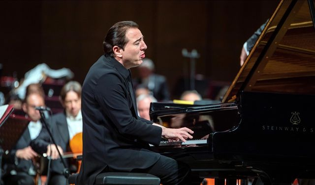 Fazıl Say konseri yarıda kaldı! Sahnede müdahale edildi