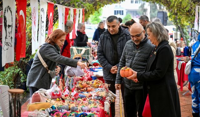 Bornova’da el emeği kazanca dönüştü