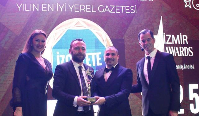 İz Gazete 2025 İzmir Yılın Enleri’nde zirvede: En iyi yerel gazete ödülü