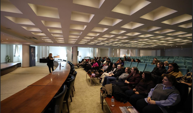 Efes Selçuk’ta rahim ağzı kanserine karşı farkındalık eğitimi