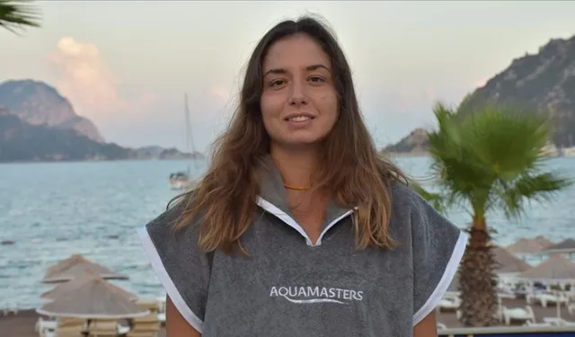 İzmirli Bengisu Avcı, buzullardaki erimeye karşı yüzecek