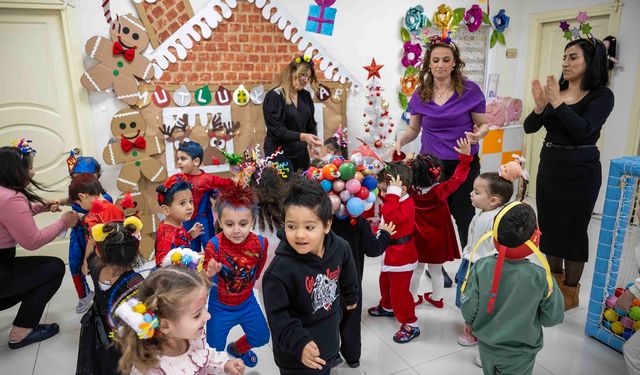 Bornova’da minikler yeni yılı coşkuyla kutladı