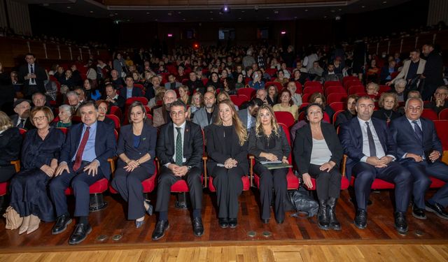 Eflatun Nuri’de ödüller sahiplerini buldu: Basın özgürlüğü ve barış vurgusu!
