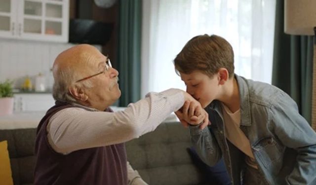 Emeklilerden en acı bayram itirafı: Torunlarımız geleceği zaman evden kaçıyoruz!
