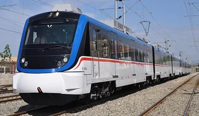 İZBAN ve TCDD kullanacaklar dikkat: Kamu emekçileri o tarihte iş bırakıyor!