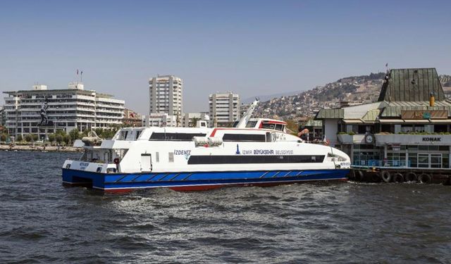 İzmir’de ulaşıma fırtına engeli: İZDENİZ tüm seferleri durdurdu!