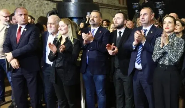 İz Gazete’nin 10. yıl etkinlikleri için geri sayım: Sürprizlere hazır olun!