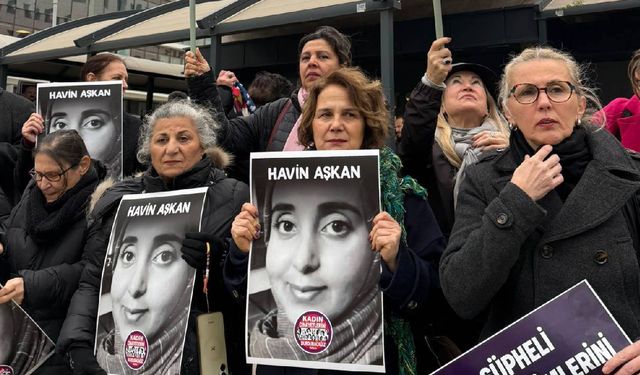 İzmir’de kadınlar Havin için adliye önünde: Etkin soruşturma yapılsın!