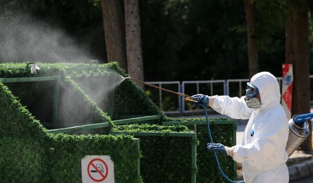 Karşıyaka Belediyesi kış dönemi ilaçlama çalışmalarını başlattı