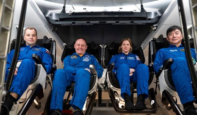 NASA’dan bir ilk: Acil durum tahliyesi bu gece canlı yayınlanacak!