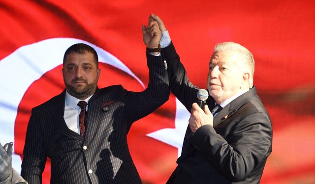 Pınarbaşı Esnaf ve Sanatkârlar Odası’nda Çulhaoğlu güven tazeledi