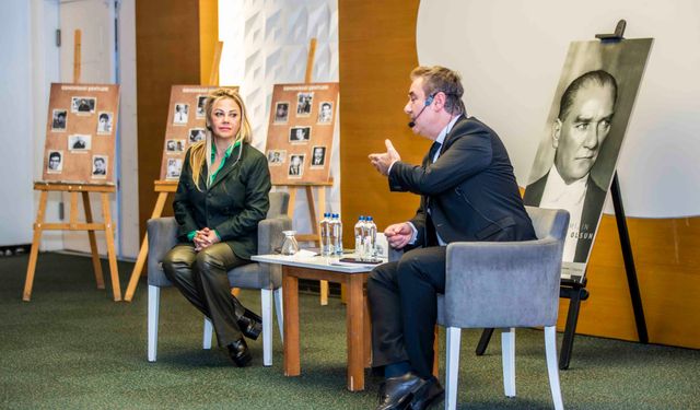 Mumcu Karşıyaka’da söyleşiyle anıldı: 30 yıl sonraki Türkiye’yi uyarmıştı!