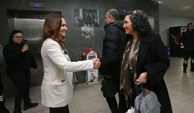 Karşıyaka Belediyesi’nde sıcak karşılama: Biz büyük bir aileyiz