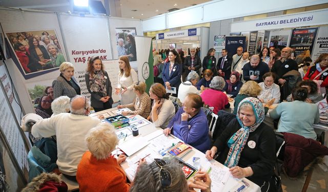 Karşıyaka Belediyesi ileri yaş hizmetlerini Sağlıklı Yaş Alma Fuarı’na taşıdı