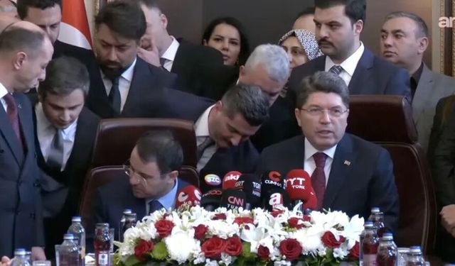Adalet Bakanlığı'ndaki devir teslimde koltuk krizi