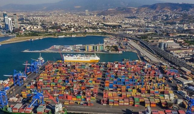 O belgeye İz Gazete ulaştı... Alsancak Limanı için imzalar atıldı: İktidara yakın gruba devredilecek