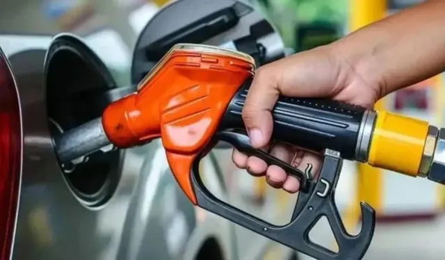 Araç sahiplerini üzecek haber: Akaryakıta dev zam yolda!