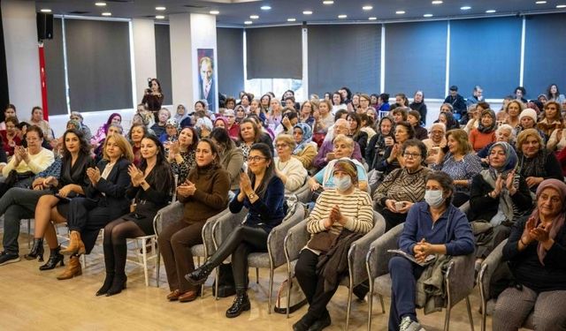 Bornova’da rahim ağzı kanseri farkındalık etkinliği