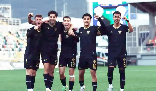 Bornova nefes aldı: Yenilmezlik serisi 5 maça çıktı!