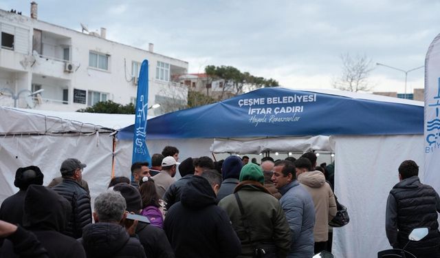 Çeşme'de iftar sofrasına yoğun ilgi