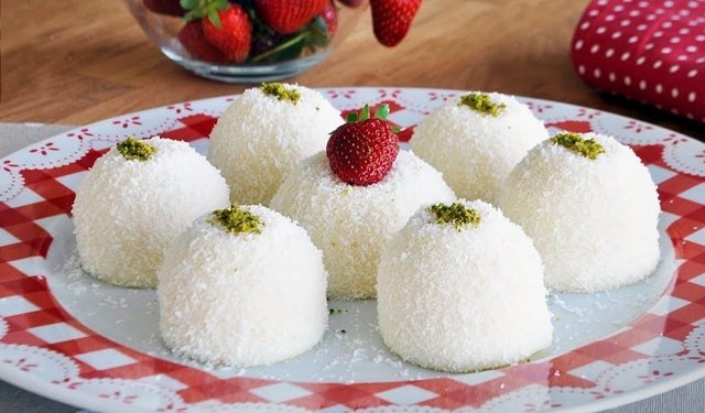 Çay ve kahve saatine eşlik edecek tatlı: Fincan tatlısı nasıl yapılır?