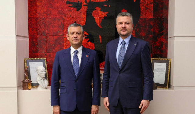 İşçiler grevdeyken tatile gitmişti: Phuket Adası dönüşü Duman, Özel'le görüştü