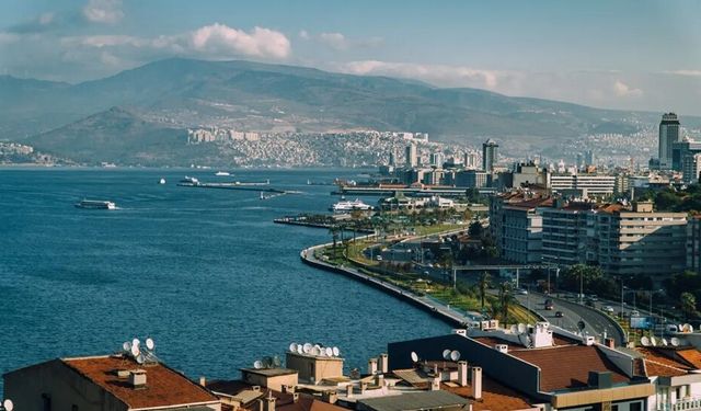 İzmir'de yaşayanlar kendini ne kadar İzmirli hissediyor? Dikkat çeken sonuçlar...