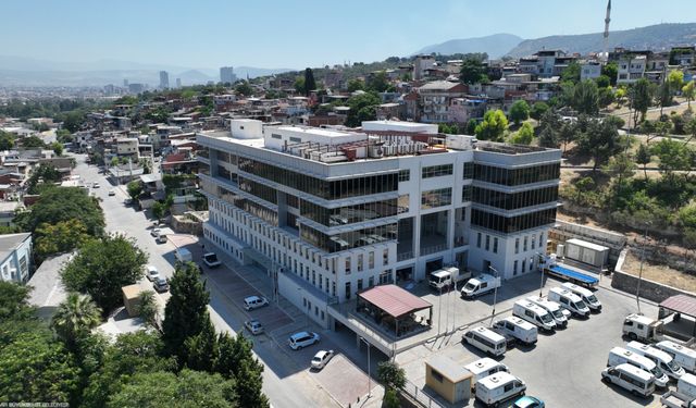 İzmir Büyükşehir’in yeni hizmet binasına onay!