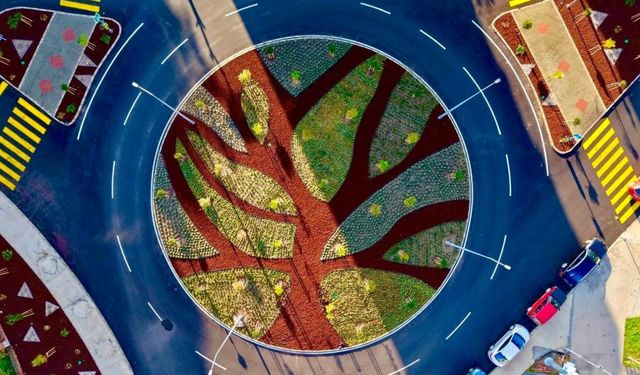 İzmir’in kavşakları sanat eserlerine dönüşüyor: Güvenlik ve estetik bir arada