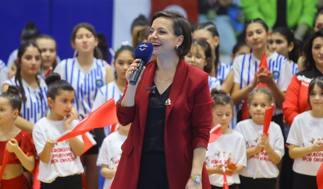 Karabağlar’da sömestr şenliğinde spor bayramı coşkusu