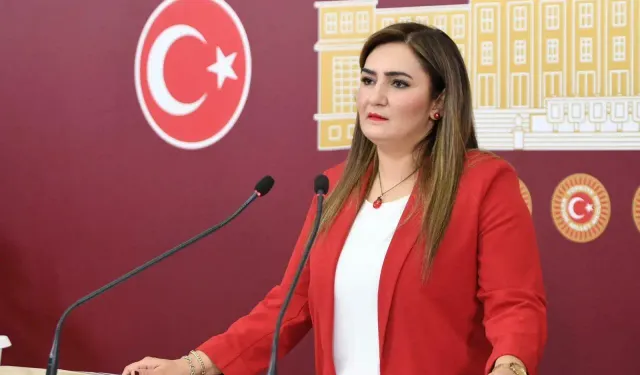 CHP’li Kılıç’tan Vakıflar’ın İzmir Büyükşehir’in binalarına el koyma girişimine tepki: İzmir boyun eğmez!