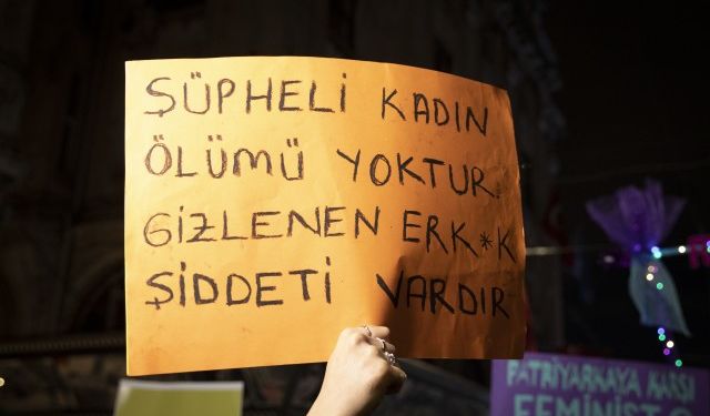 İzmir’de iki kadının şüpheli ölümü: 12 saat sonra gelen ihbar ve kayıp deliller