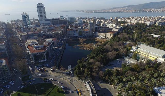 Mimarlar Odası'ndan Basmane Çukuru açıklaması: 84 metre bir lütuf değil, gökdelen dayatmasıdır!