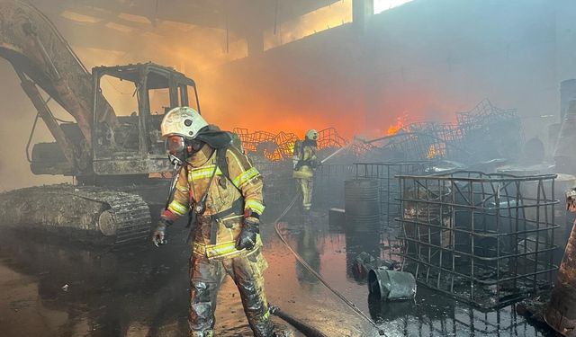Torbalı'daki yangın kontrol altına alındı: Can kaybı yok
