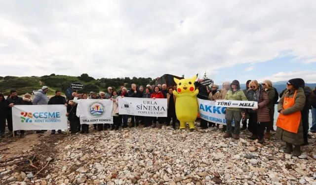 Urlalılar, hurda gemiyi ve yat limanı projesini protesto edecek
