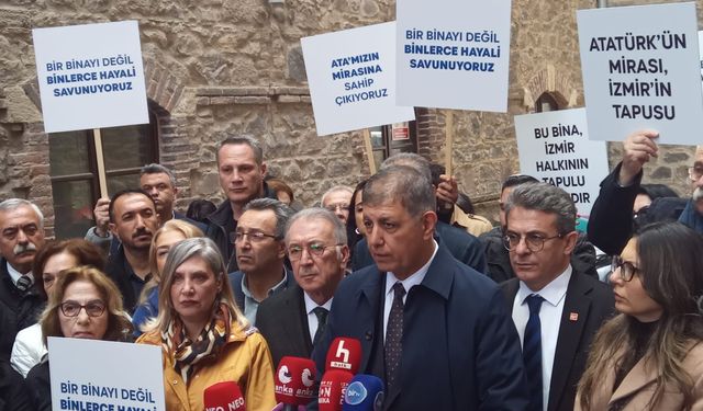 Meslek Fabrikası önünde nöbet sürüyor: Buradayız, ayrılmıyoruz!