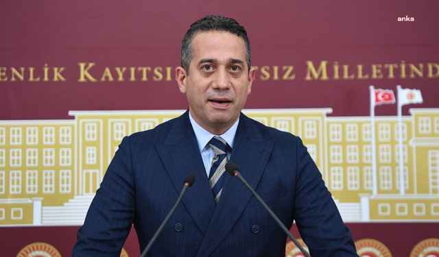YENİ Parti’den Tugay’a tepki ve estetik önerisi: O yüzle İzmir sokaklarında gezemez