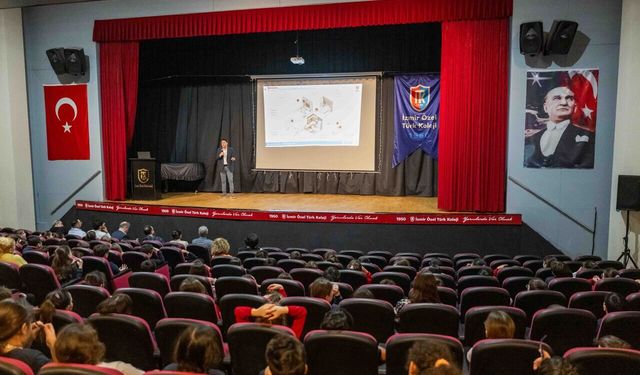 Bornova’da afet bilinci güçleniyor: İlçedeki okullarda kapsamlı eğitim