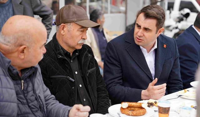 CHP İzmir İl Başkanı Güç Tire'de yurttaşlarla buluştu: Erken seçim talebi dile getirildi