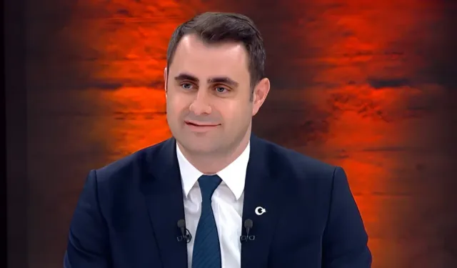 CHP İzmir İl Başkan Yardımcısı’ndan imalı paylaşım: Ben de AKP iktidarına son vermek için yaratıldım!