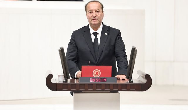 CHP’li Akay’dan Turkcell tepkisi: Satış iddiaları endişe yaratıyor!