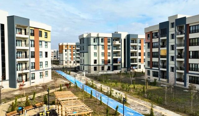 TOKİ para iadesi nasıl alınır? 5 bin TL başvuru ücreti ne zaman yatacak? Hangi bankadan iade yapılacak?