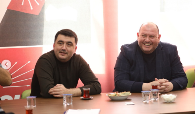 CHP Menderes İlçe Başkanı Mehmet Emin Işık'a bıçaklı saldırı!