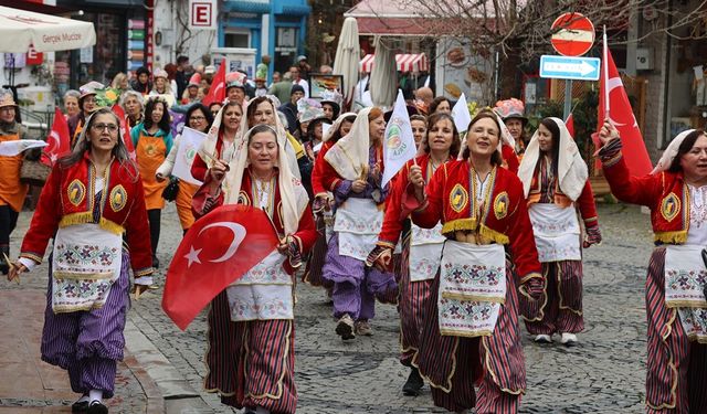 Urla’da baharın müjdesi: Mart Dokuzu Ot Bayramı başladı