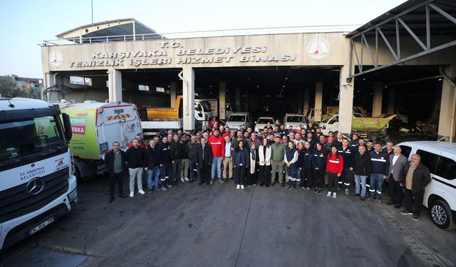 Karşıyaka’da bayramlaşma… Başkan Ünsal: Biz büyük bir aileyiz